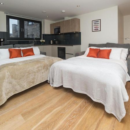Central Tower Bridge Apartment لندن الغرفة الصورة
