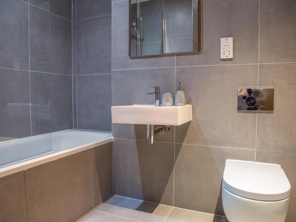 Central Tower Bridge Apartment لندن المظهر الخارجي الصورة